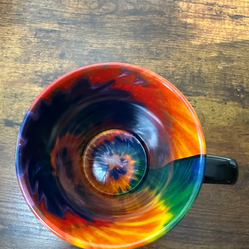 Mount Rushmore Tie Dyed Black Mug - Picture 2 of 3